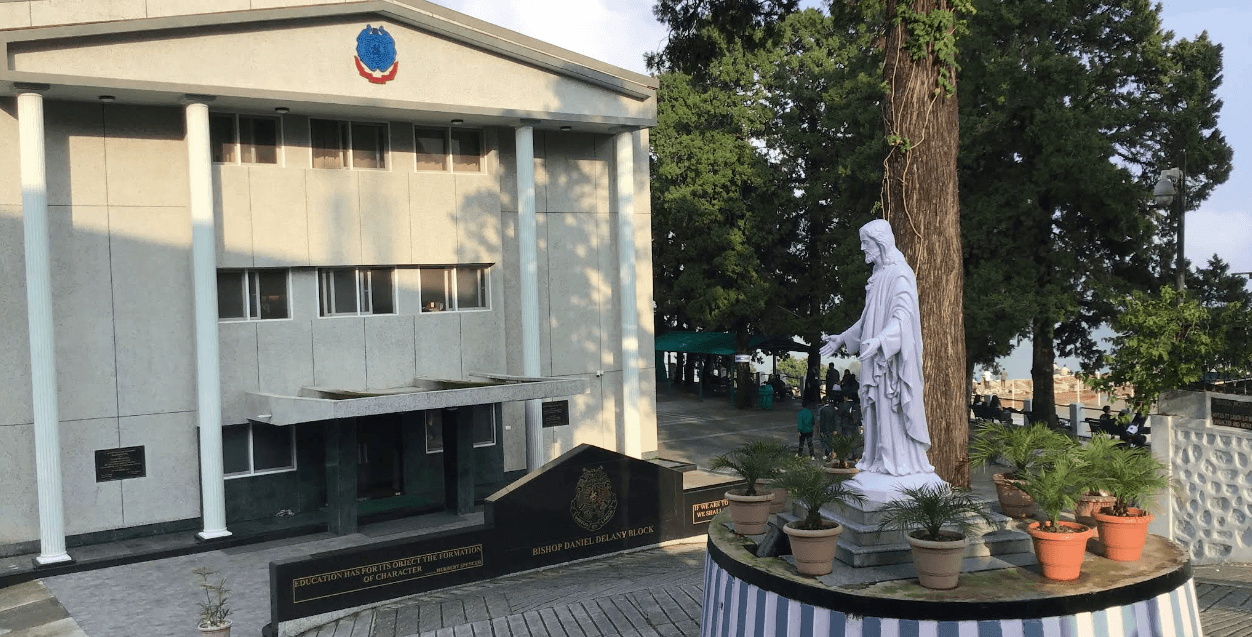 St. George's College campus 3