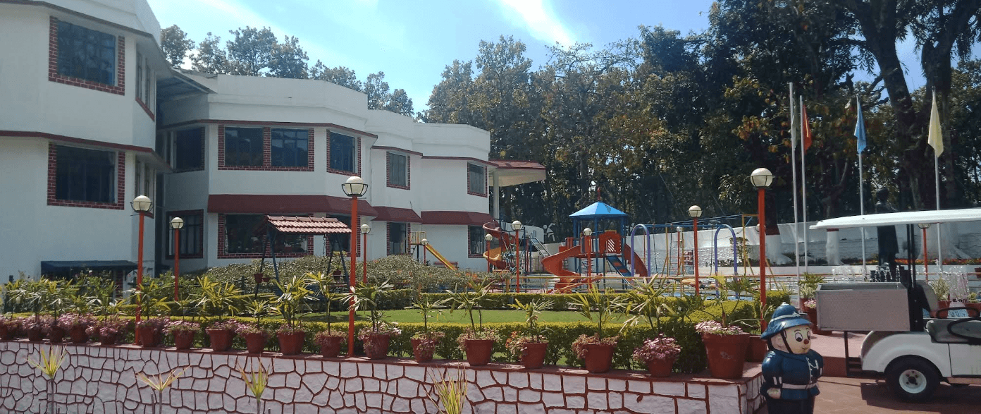 The Aryan School campus 1