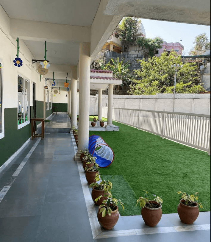 Beverly Hills Shalini School campus 3