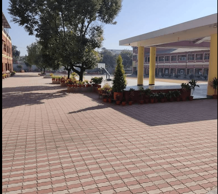 Convent Of Jesus & Mary facility 4