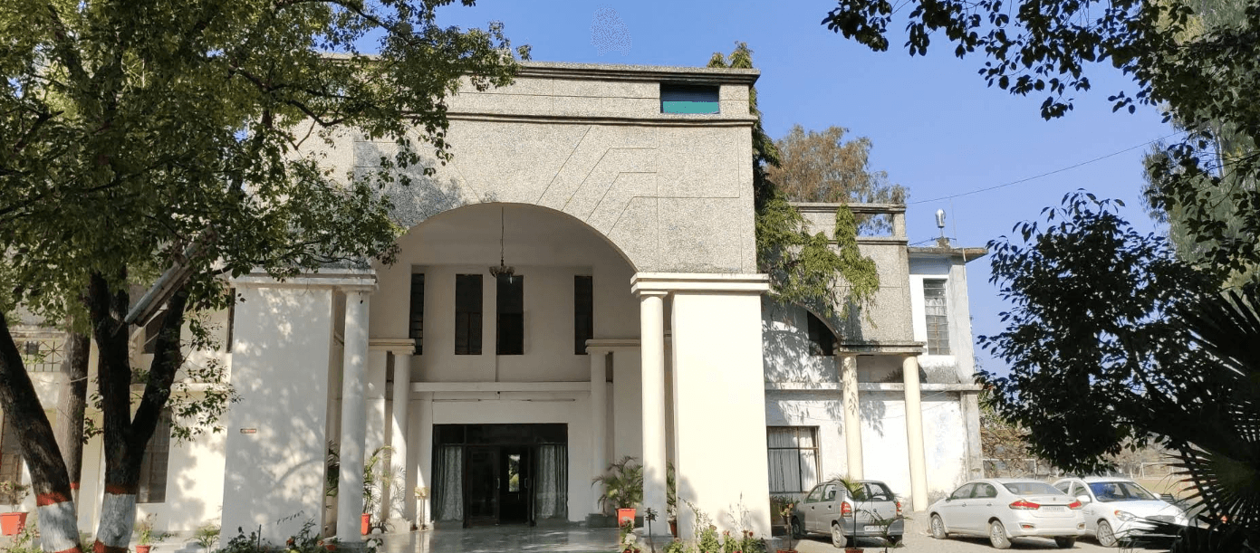 Raja Ram Mohan Roy Academy facility 3