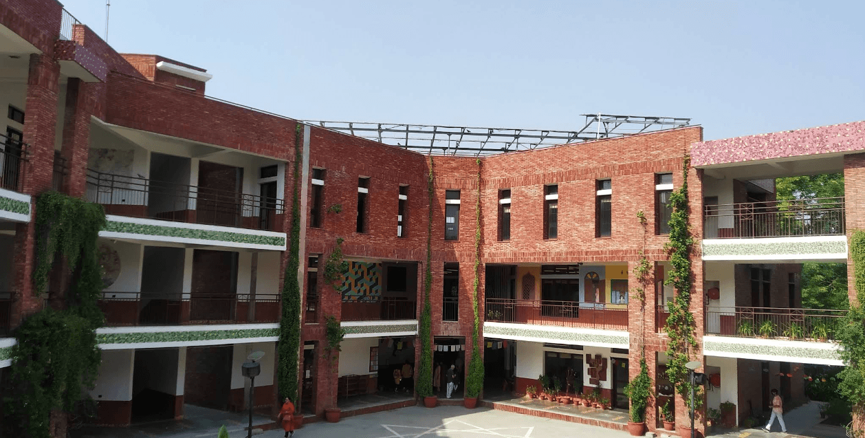 Shikshantar School facility 3